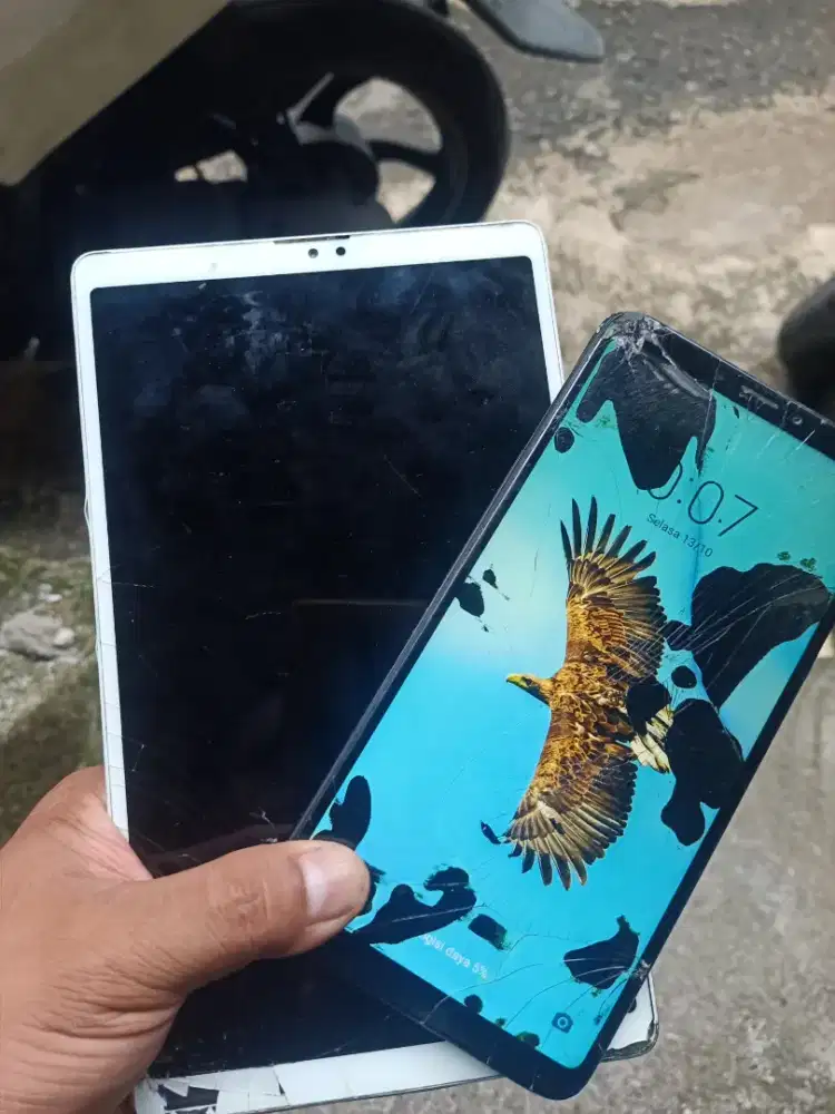 Samsung tab a7 & mi max 3