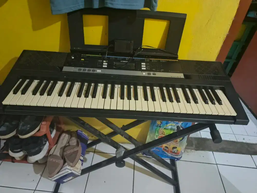 keyboard yamaha psr e243