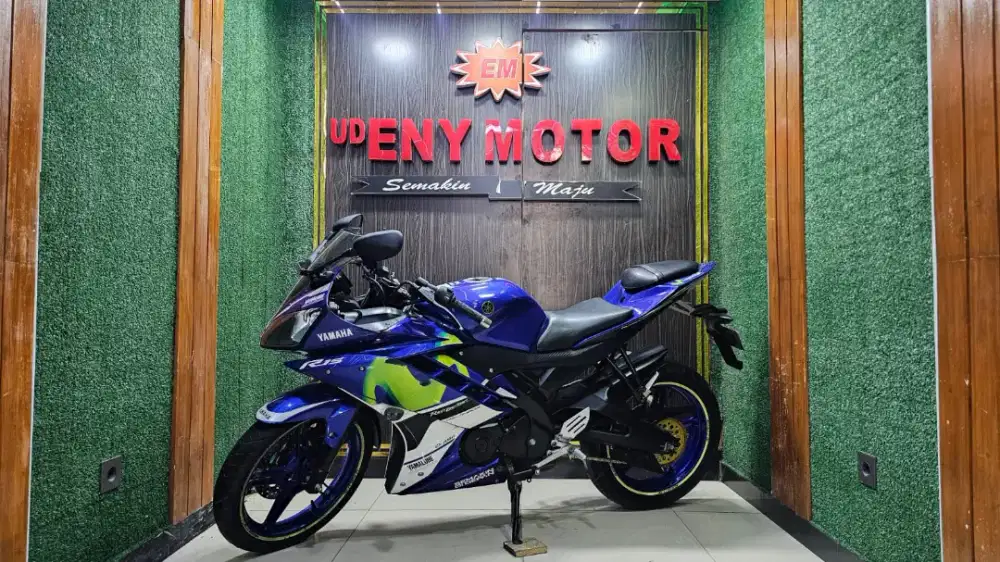UD ENY MOTOR - Yamaha R15 V2 thn 2015 istimewa