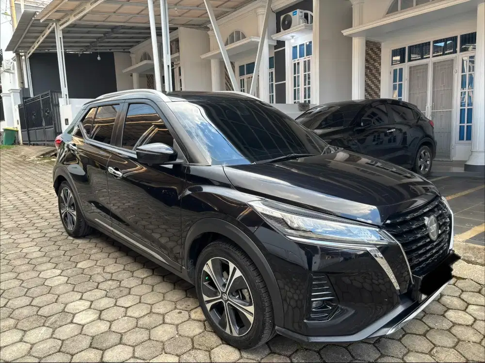 Nissan Kicks e-power hybrid 2021 black metalic