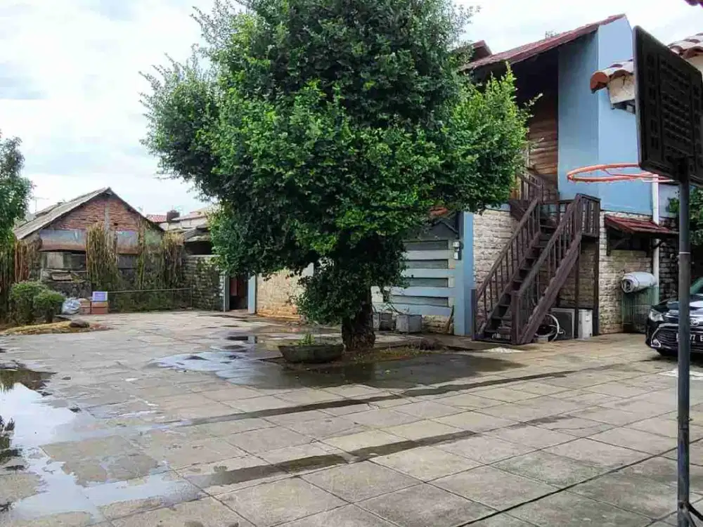 Rumah Megah Bonus Paviliun Di Pondok Kopi Jakarta Timur