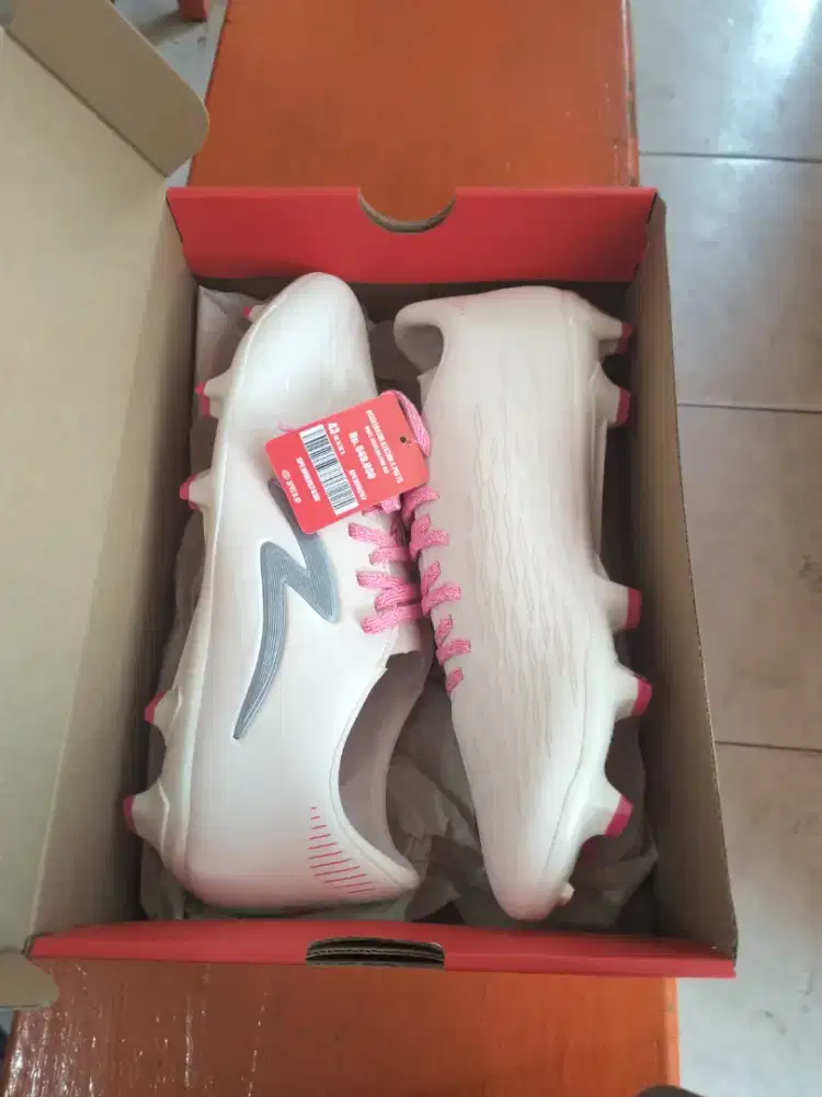 Specs iluzion 4pro fg