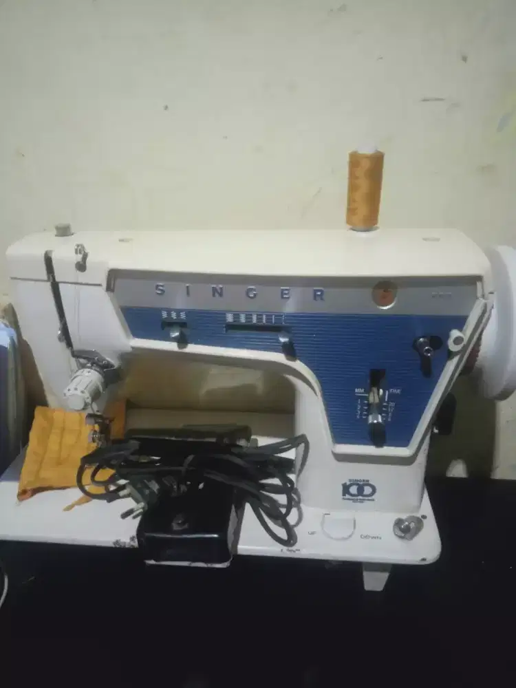 Mesin zigzag vortibel