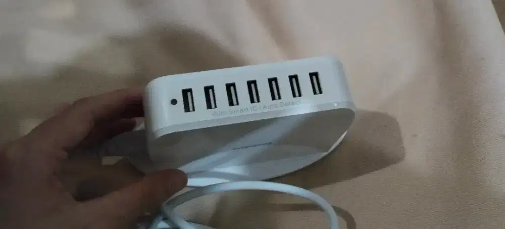 ADAPTOR CHARGER HIPPO 7 PORT