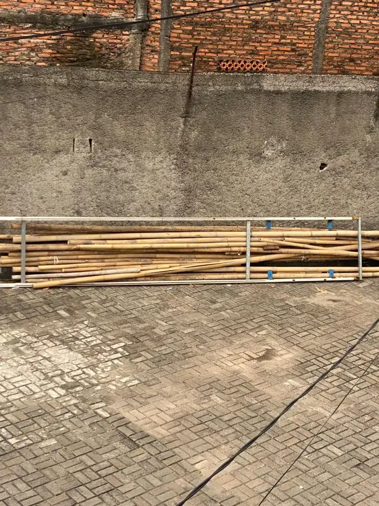 Bambu bekas steger, kondisi masih Bagus