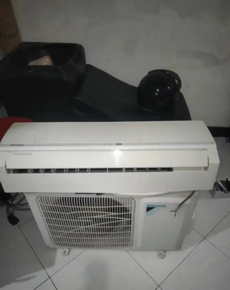 Jual AC Daikin 1,5 PK