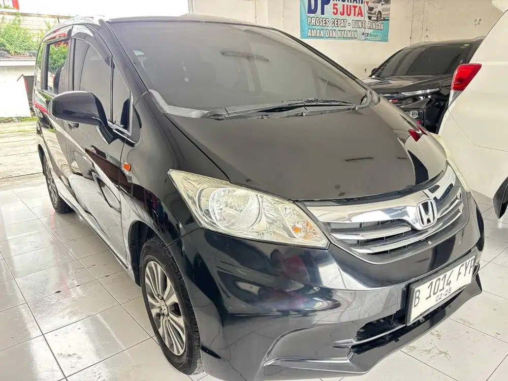 Honda freed s tahun 2012