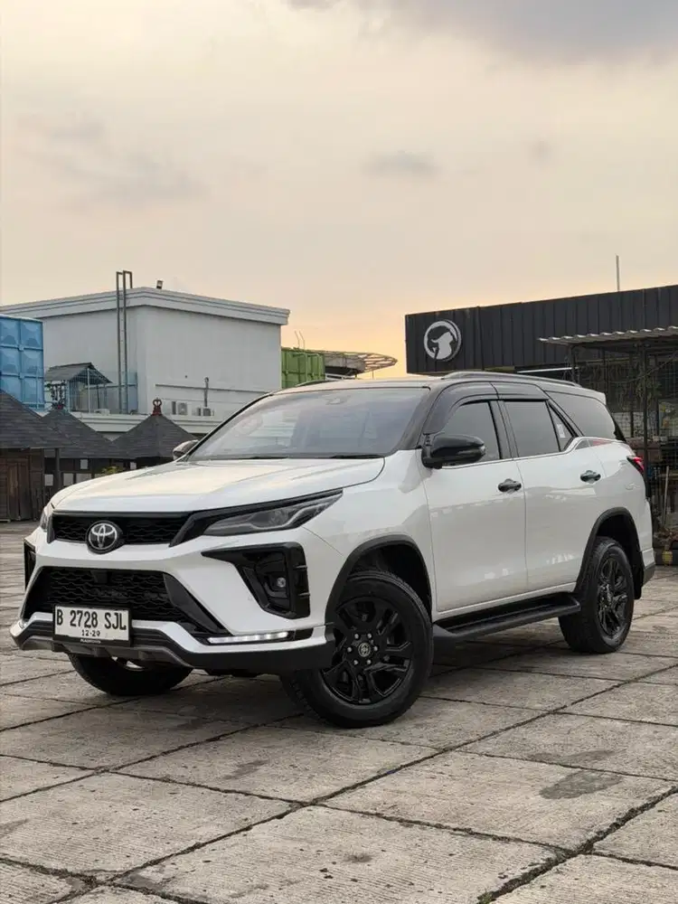 (Km Super Low 14ribu Record) TOYOTA FORTUNER VRZ GR 2.8 TSS 2024