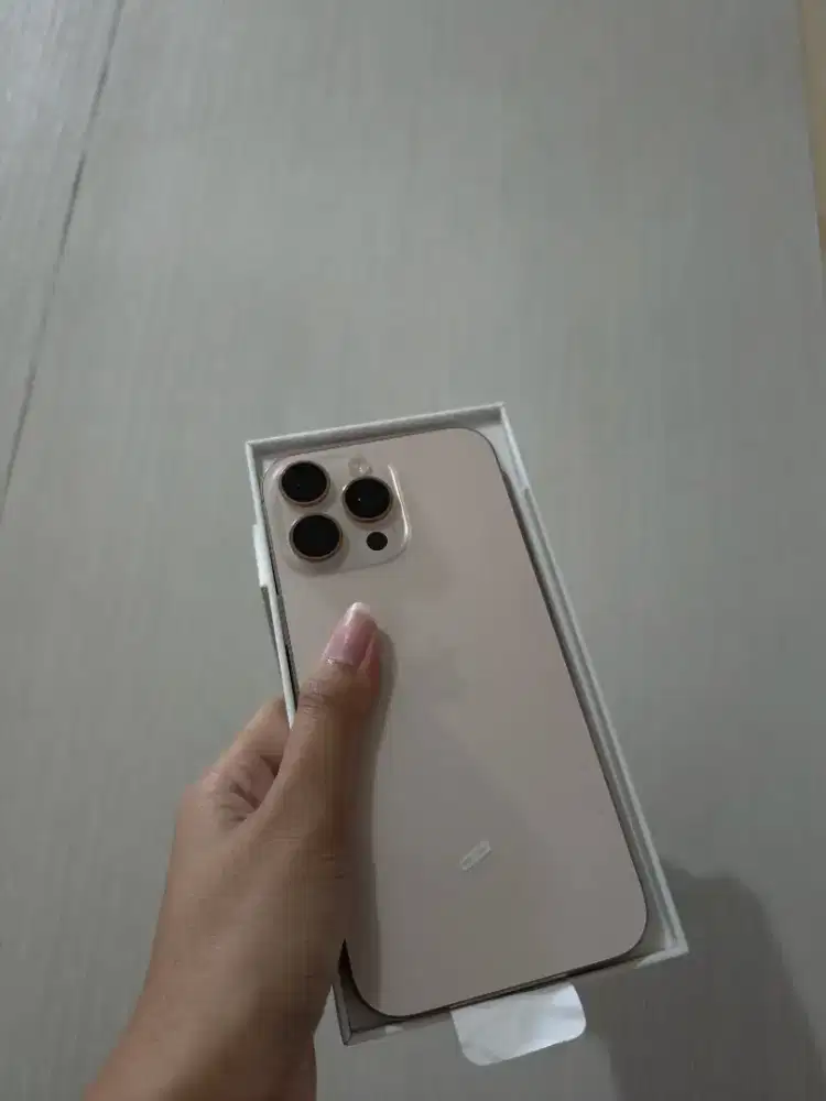 Iphone 16 Pro Max 512Gb iBox Warranty On