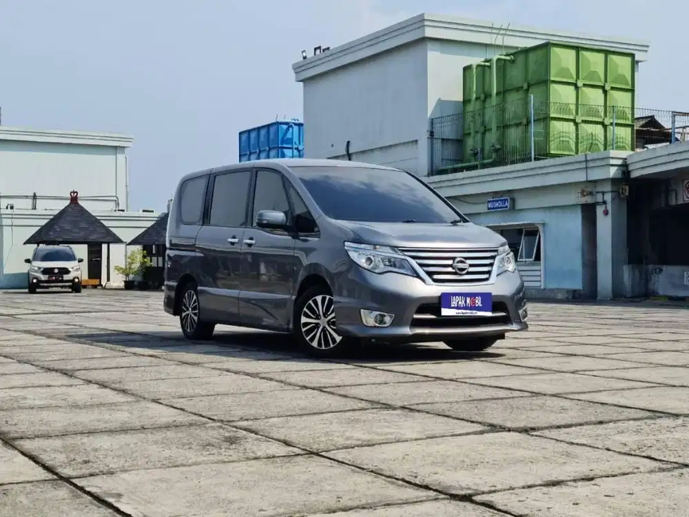Nissan Serena HWS 2.0 MATIC AT 2015 Abu KM 79RB
