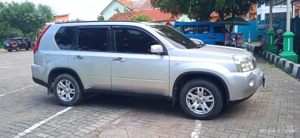 Xtrail 2.0 st matic 2010