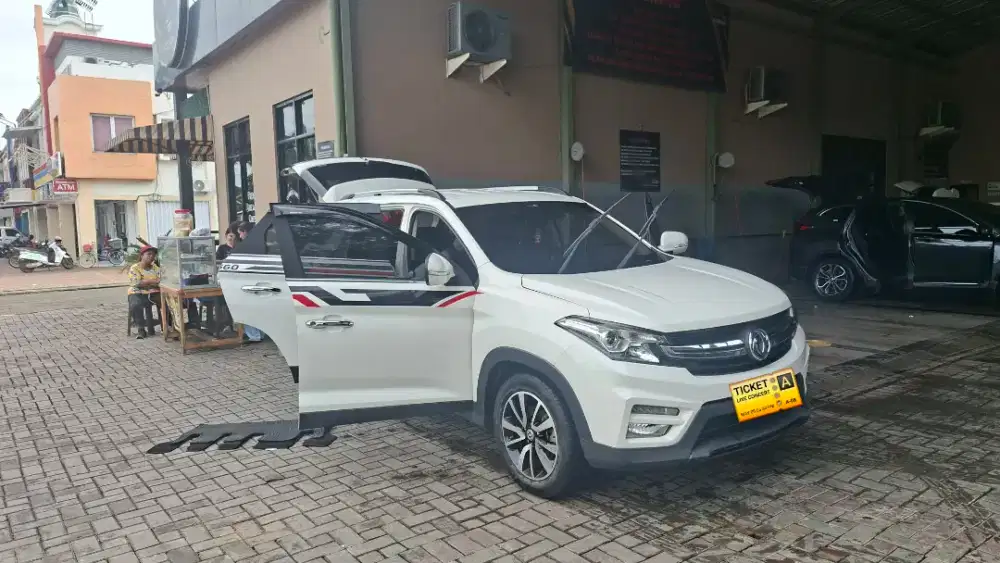 Dijual DFSK Glory 560 White
Tahun 2019
Mesin 1500 Turbo Luxury