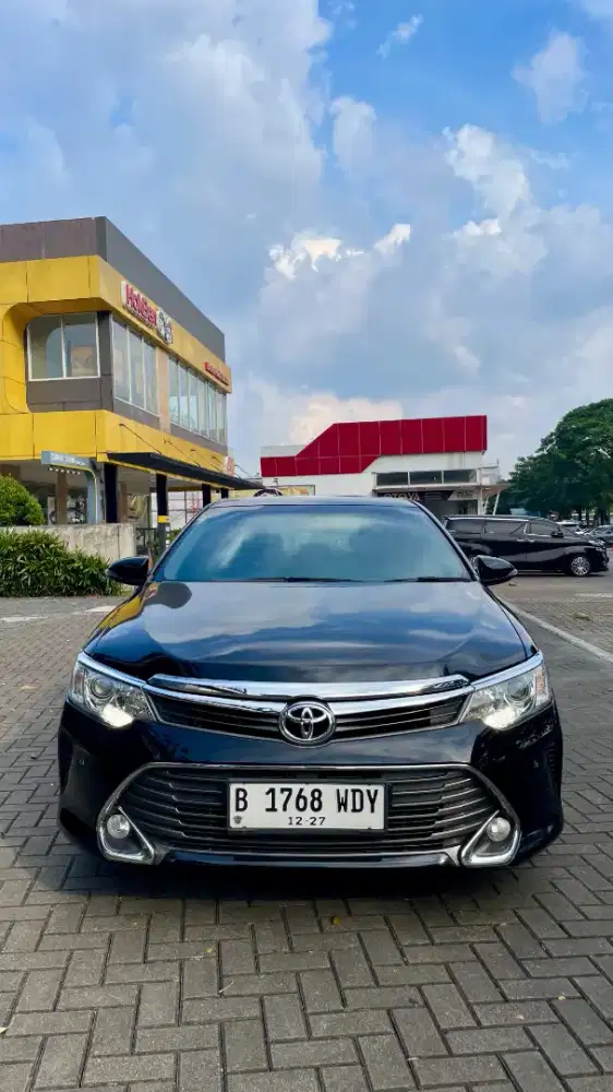 Toyota Camry V 2.5 AT 2016 Hitam