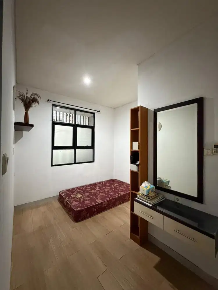 DISEWAKAN KOST DI KOMPLEK TEBET BARAT DALAM
