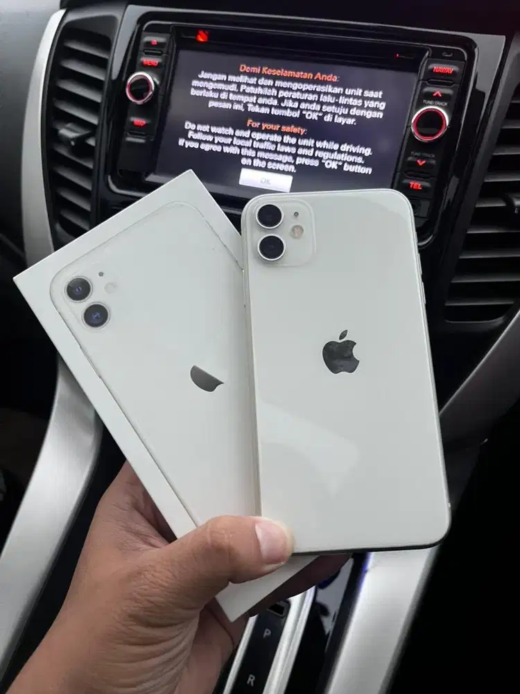 iPhone 11 128gb ibox fullset lengkap