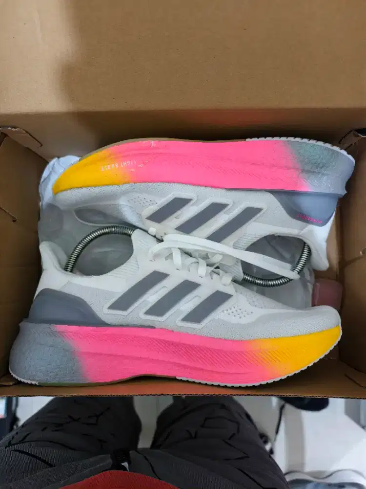 Adidas Ultraboost 5, ORI ex hadiah ULTAH.