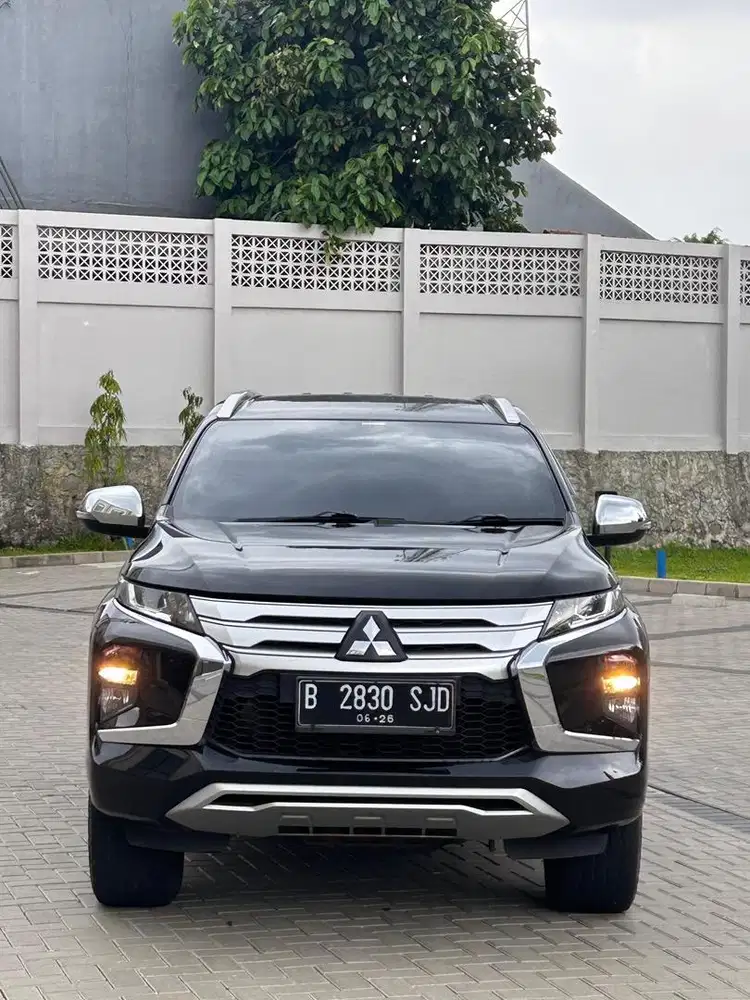 Istimewa Mitsubishi Pajero Exceed Non Sunroof AT Diesel 2021 Hitam