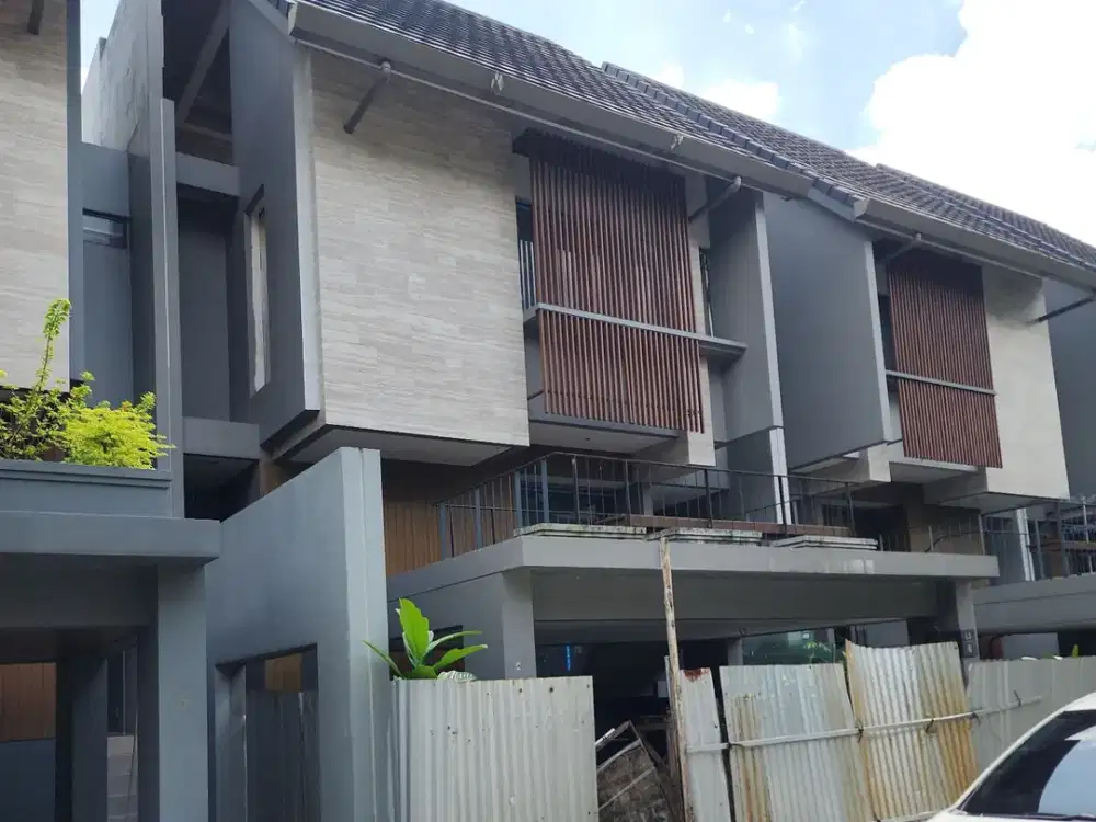 Dijual Rumah Mewah Dalam Proses Renov Di Quantis Signature BSD City