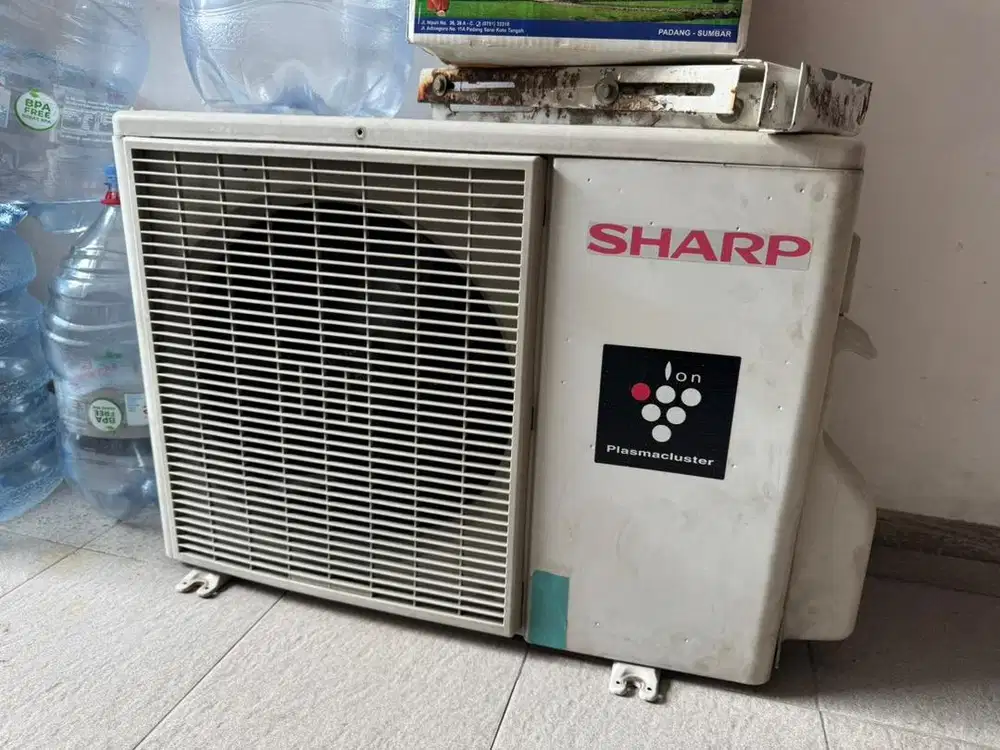 outdoor AC Sharp 1.5PK