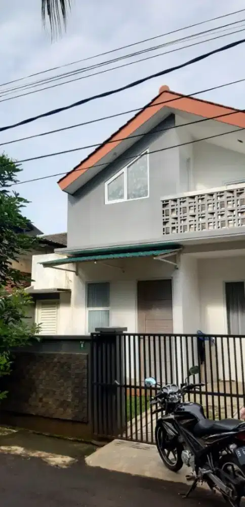 Rumah Lama dekat Tol  bebas banjir Villa Dago  Pamulang