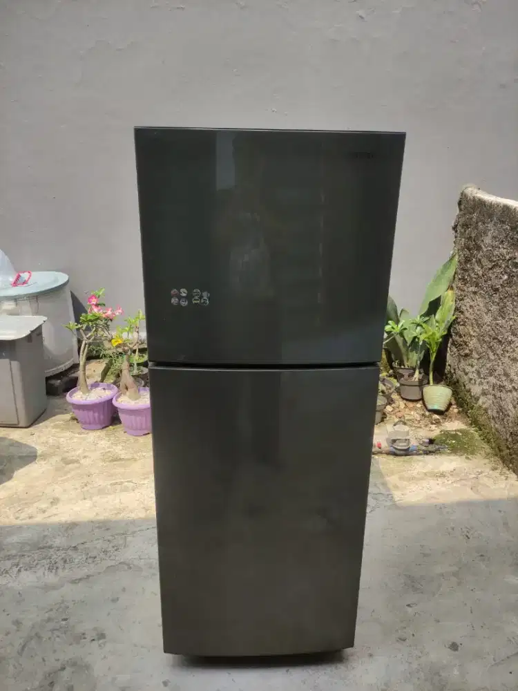 Kulkas 2 pintu merk samsung