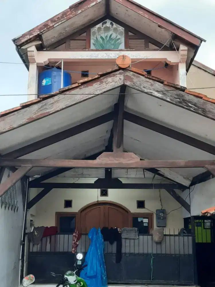 Dikontrakkan Rumah tingkat di Jl. Gagak Bandung