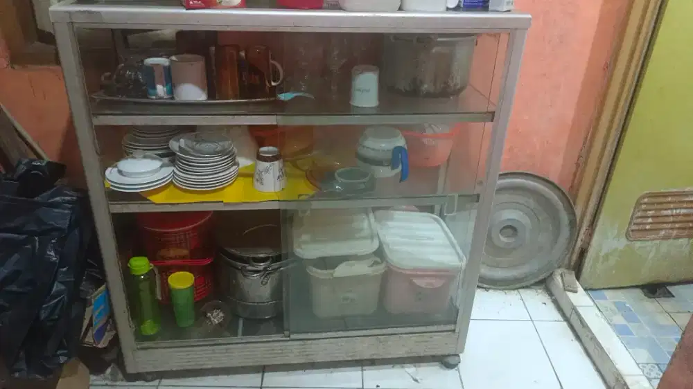 Etalase kaca second