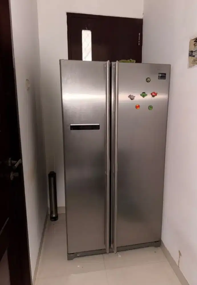 Kulkas Samsung inverter side by side