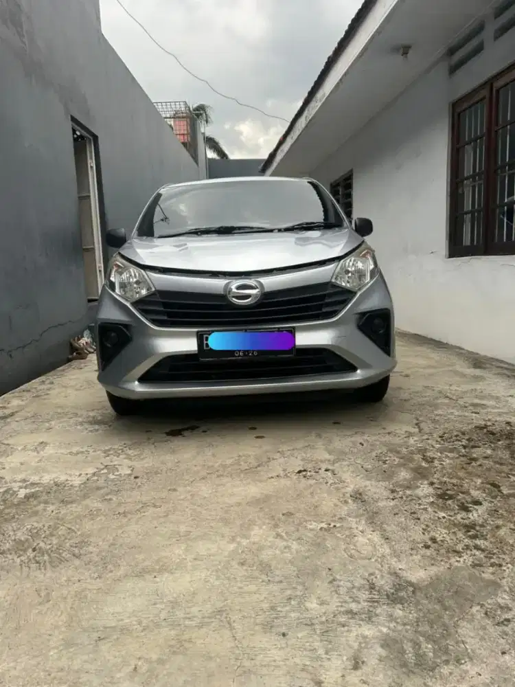 Daihatsu Sigra  D .1.0 Manual  2021