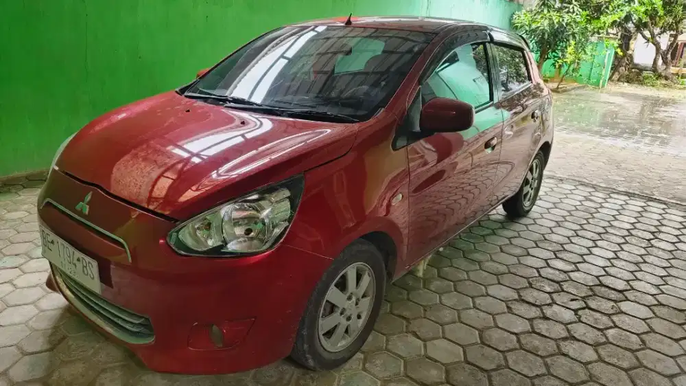 DIJUAL MOBIL MIRAGE MILIK PRIBADI