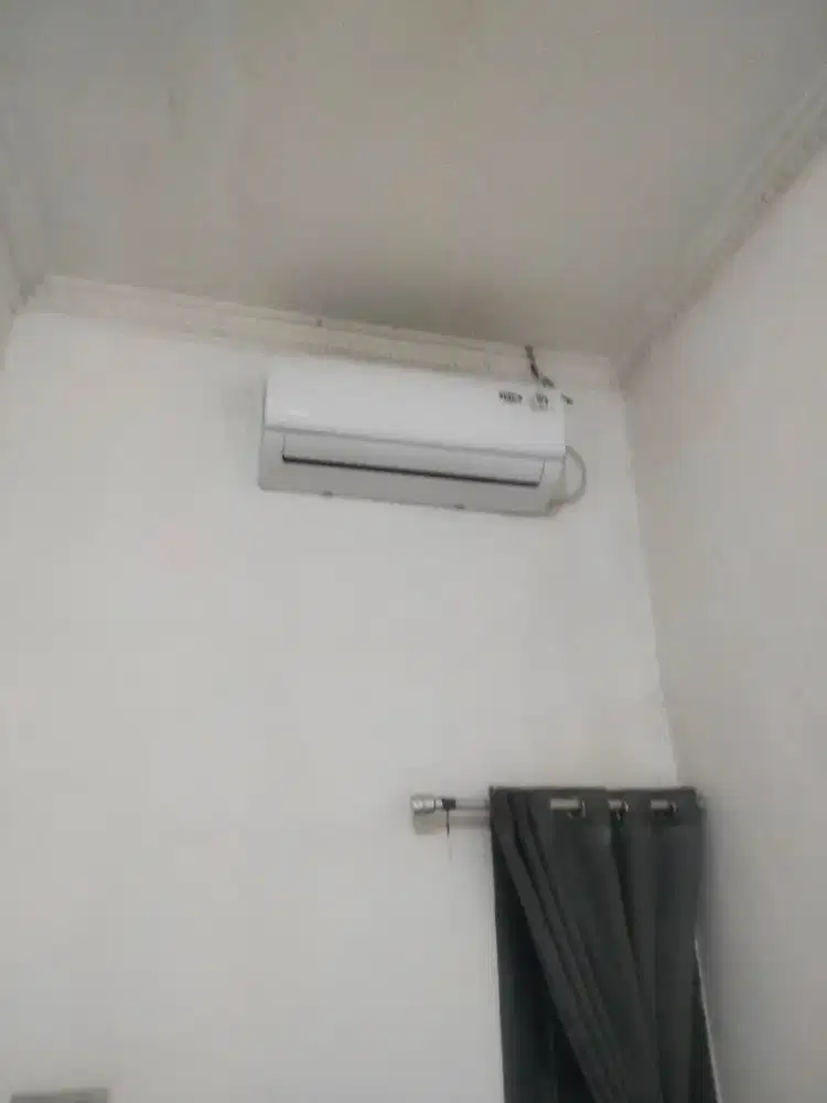 jual AC Midea 1/2 pk