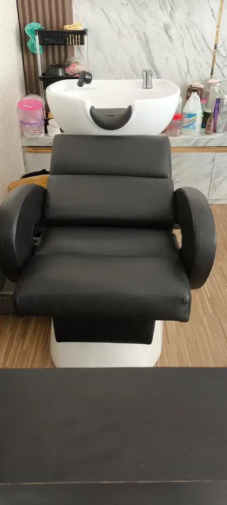 Alat kursi kramas untuk salon