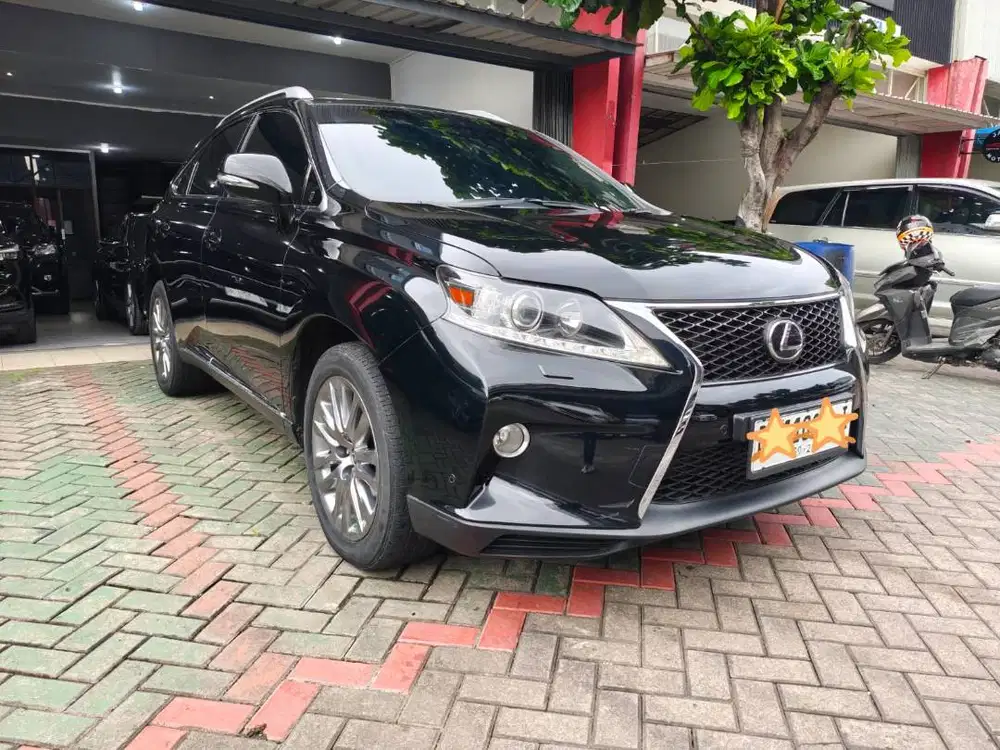 SUV Elegan & Super Nyaman LEXUS RX270 2013