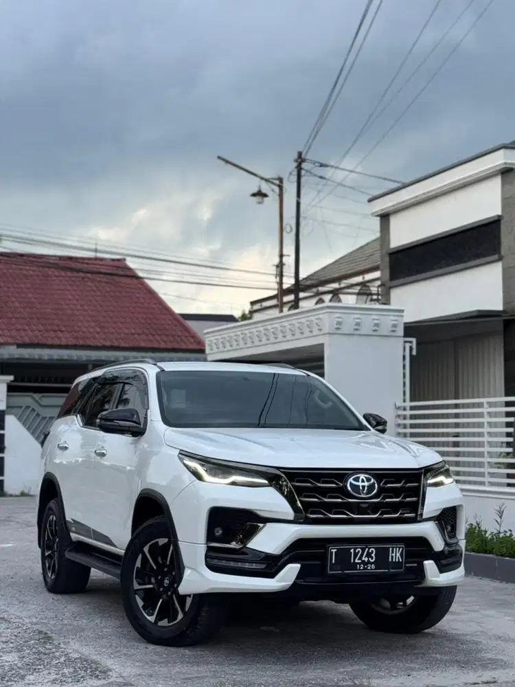 Fortuner GR SPORT 2.4