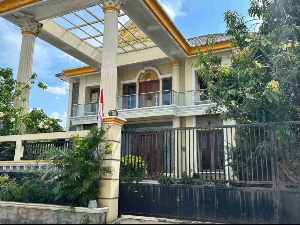 Rumah Istimewa 2 Lt di Perum Pelabuhan Banpres Tlogomulyo Pedurungan