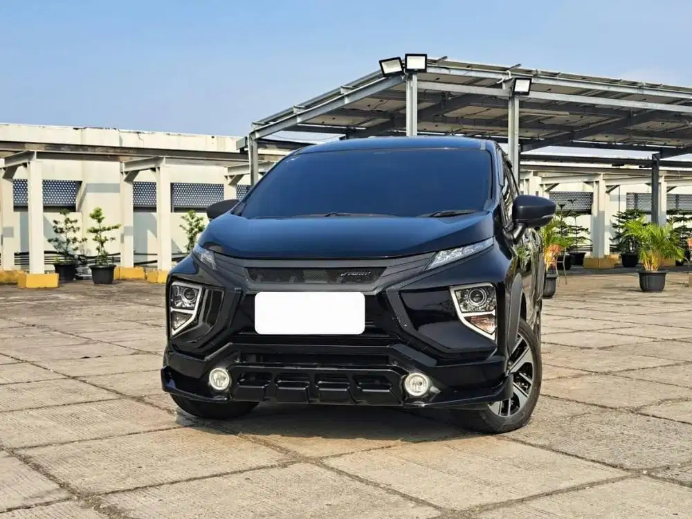DP 25JT XPANDER ULTIMATE AT MATIC AUTOMATIC 2019 HITAM SIAP PAKAI