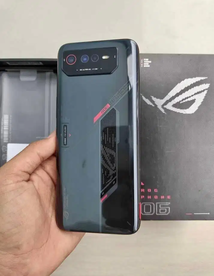 Asus ROG 6 8/256Gb