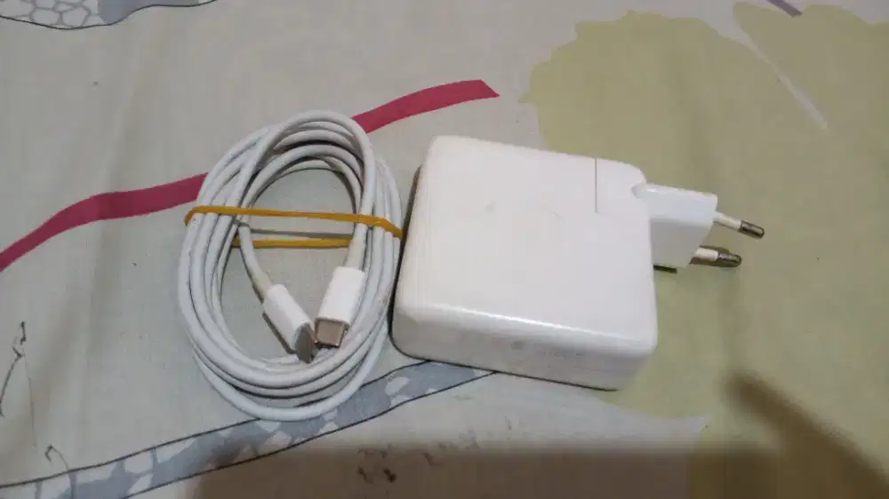 Magsafe Macbook 61w