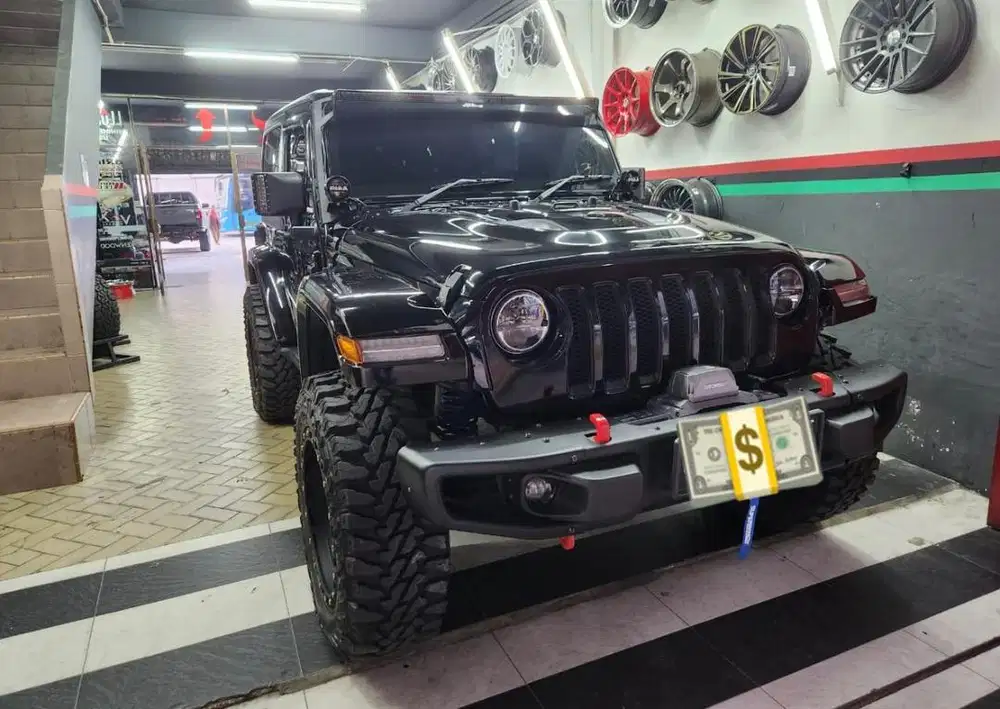 Jeep wrangler 3.8 at bensin 2011