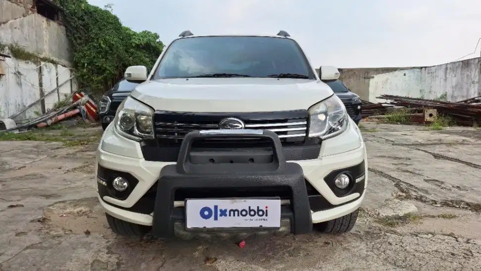 DP MURAH Daihatsu Terios 1.5 ADVENTURE R Bensin-MT 2015 Putih C3LFE