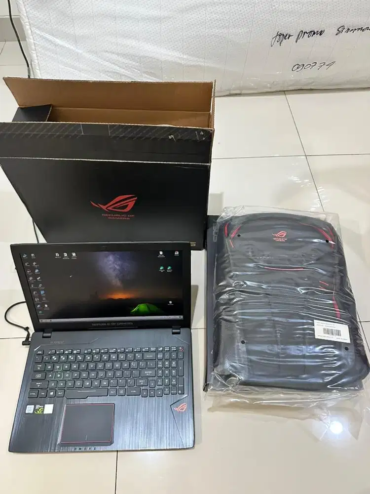 ASUS ROG Strix GL553VD – i7 Gaming Laptop | Fullset | Siap Pakai