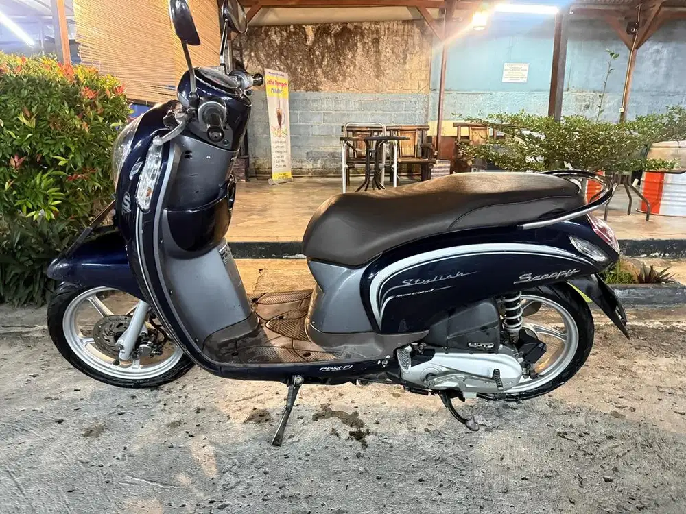 Honda Scoopy 2016