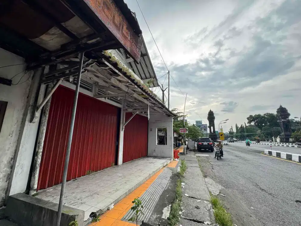Rumah Toko Strategis berhadapan dengan Prambanan memangku jalan utama Jogja -Solo km 17