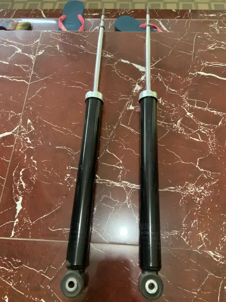 Shockbreaker belakang honda brio
