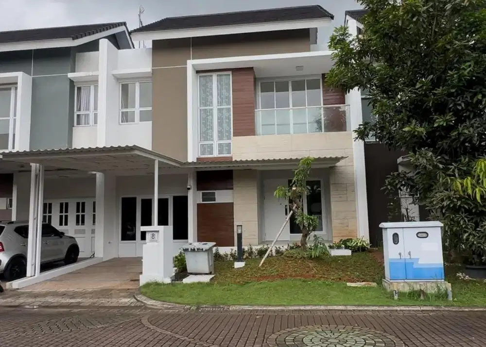 Dijual rumah mewah semi furnis di