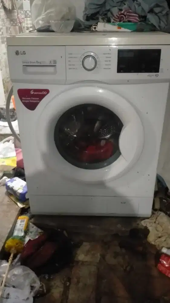 Di jual mesin cuci LG 8 kg