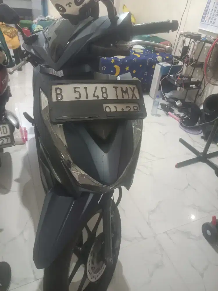 Assalamualaikum ijin gan mau jual motor Honda beat deluxe tahun 2022