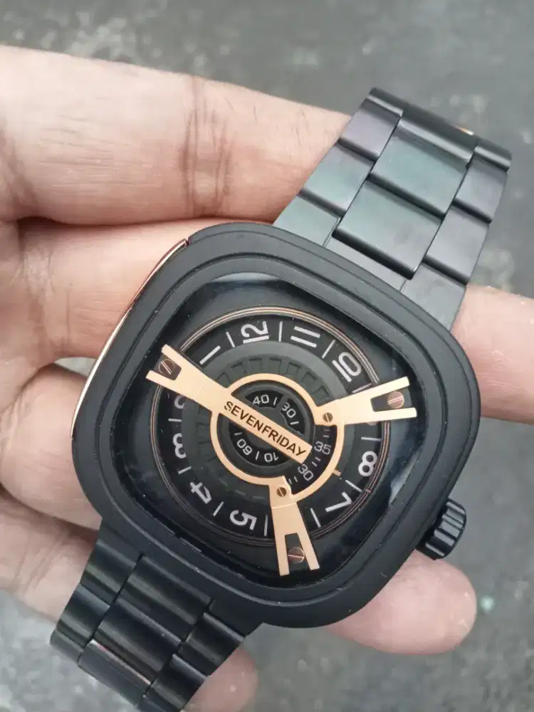 Jam Tangan SEVENFRIDAY premium