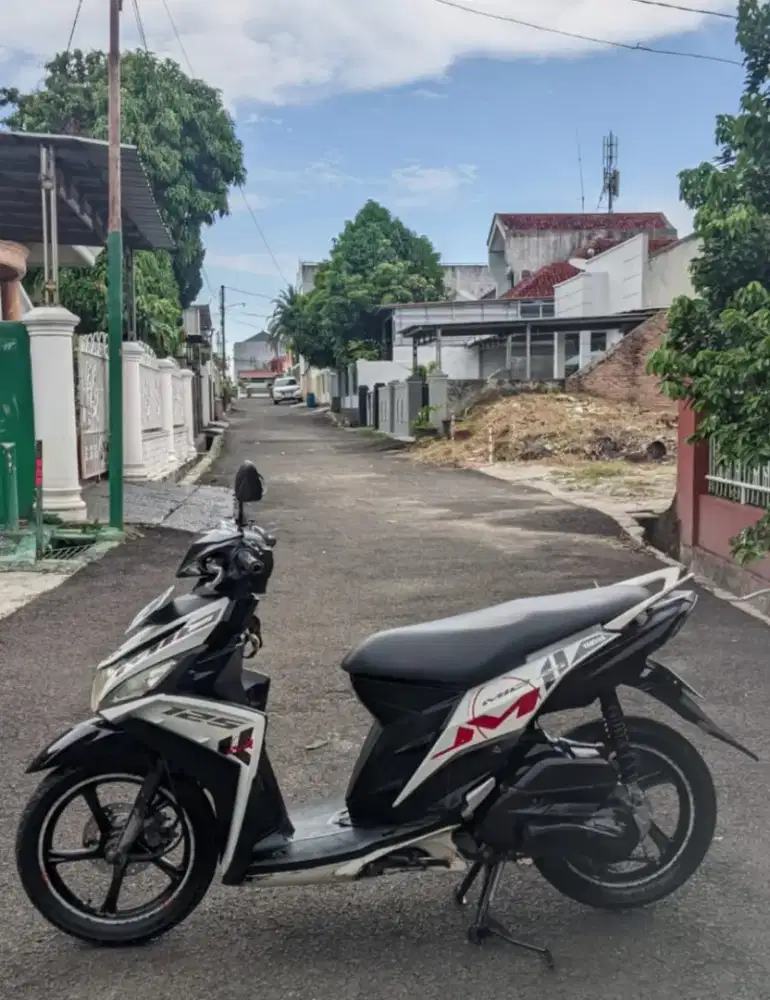 YAMAHA MIO M3 2015 KOTAMADYA