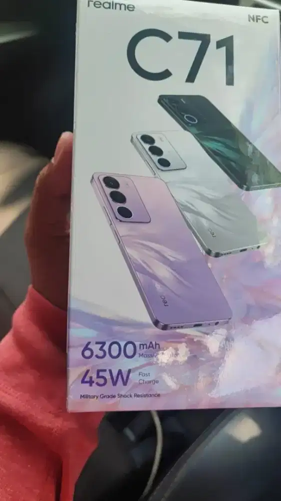Realme baru warna black